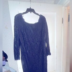 Beautiful lace dress with long sleeves!